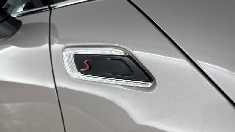 MINI Clubman 2.0 Cooper S Sport 6dr Auto [Comfort Pack] Petrol Estate